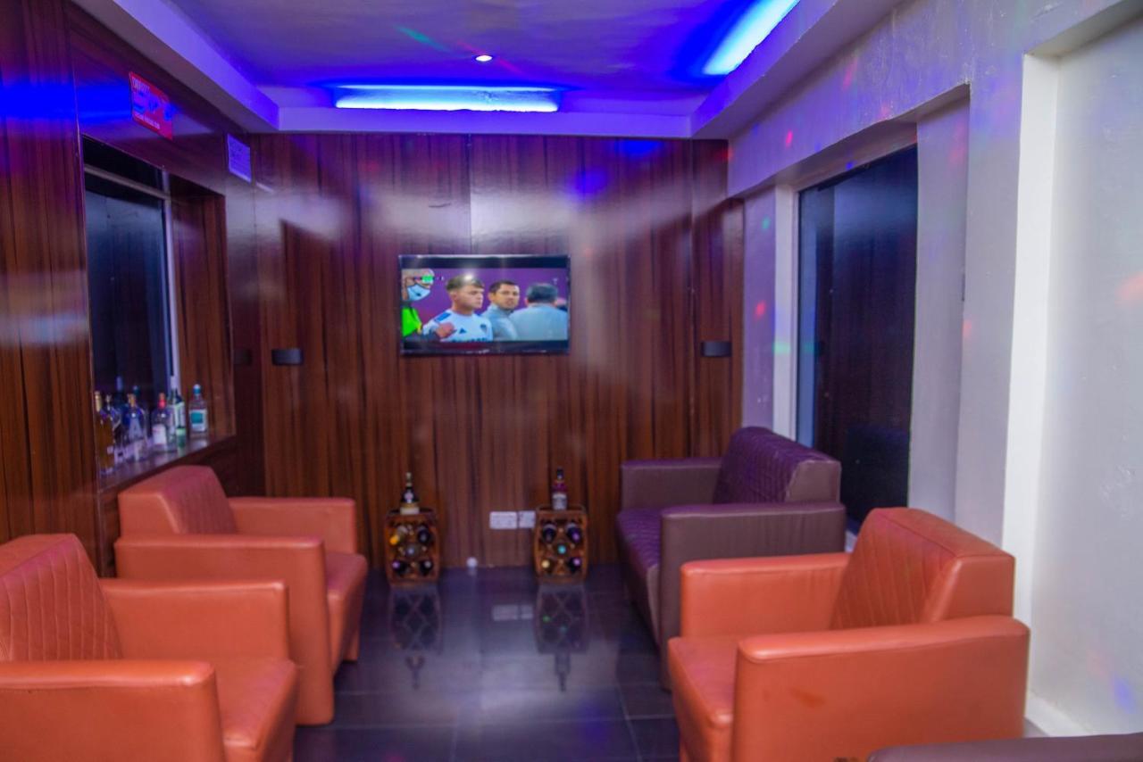 Posh Hotel And Suites Victoria Island Lagos Ngoại thất bức ảnh