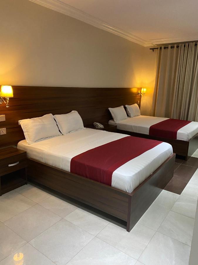 Posh Hotel And Suites Victoria Island Lagos Ngoại thất bức ảnh